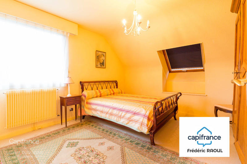 Maison - 215 m² - 7 pièces