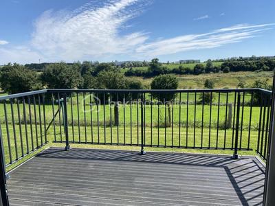 Maison - 98 m² - 5 pièces