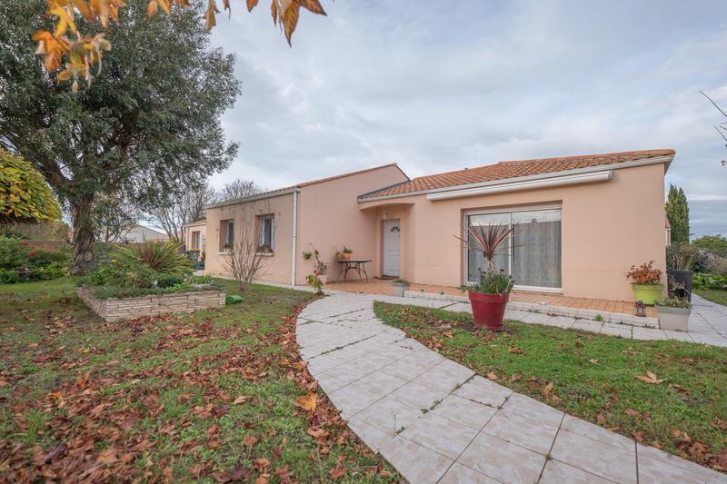 Maison - 102 m² - 4 pièces