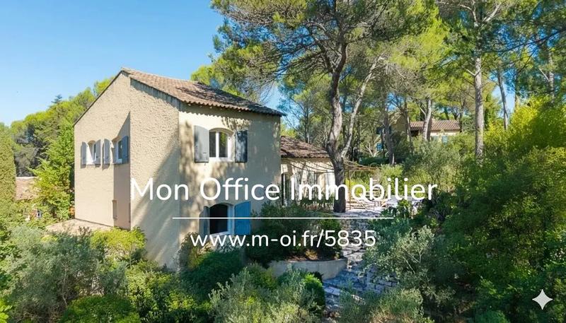 Maison - 178 m² - 7 pièces