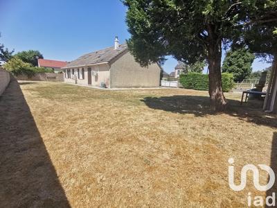 Maison - 143 m² - 8 pièces