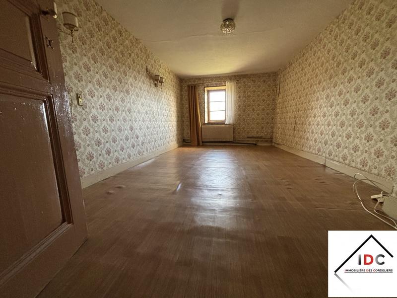 Maison - 147 m² - 5 pièces