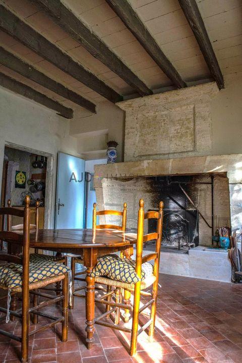 Mas - 240 m² - 6 pièces