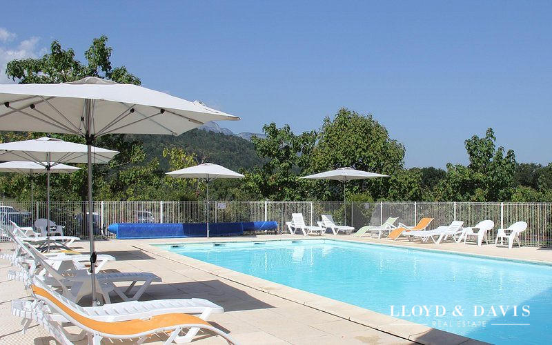 Appartement - 75 m² - 4 pièces