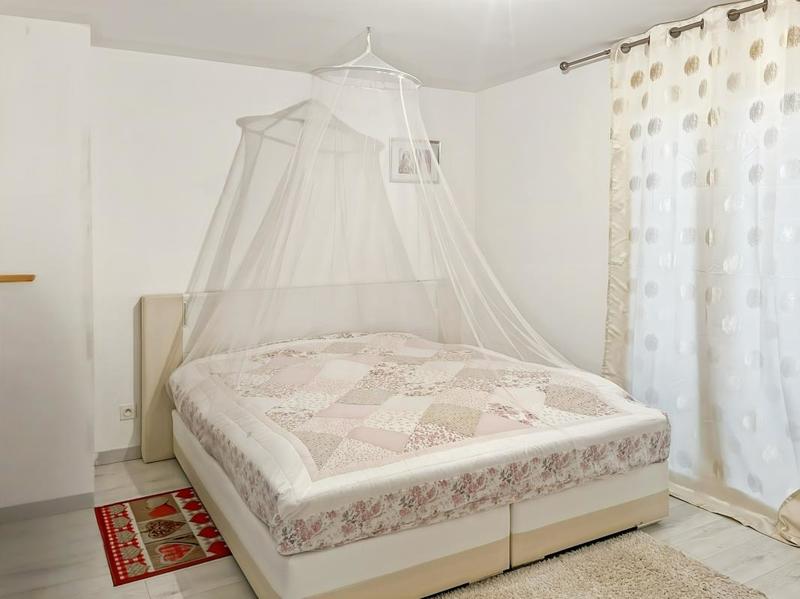 Maison - 186 m² - 7 pièces