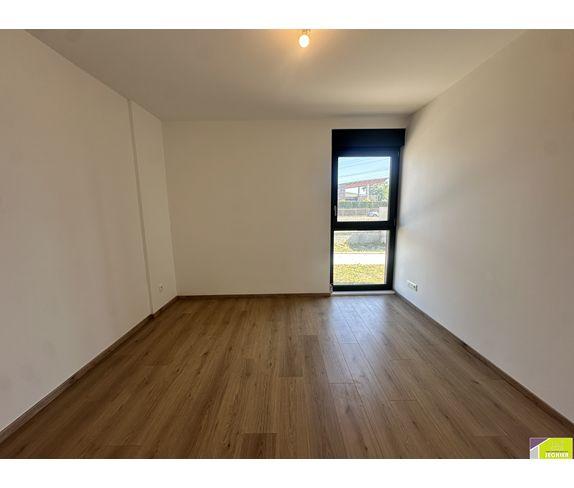 Appartement - 100 m² - 4 pièces