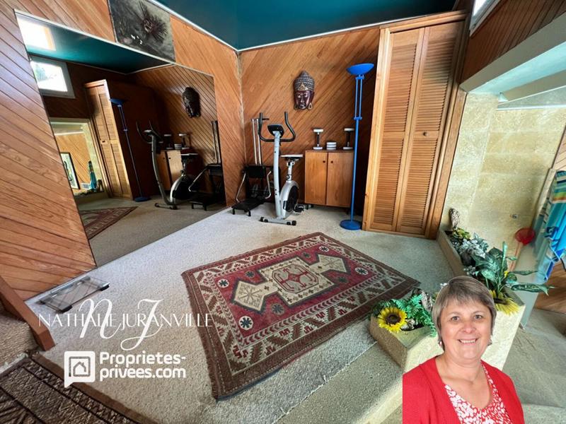 Demeure - 280 m² - 6 pièces