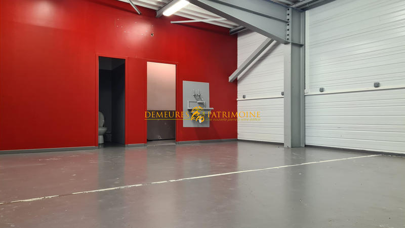 Local commercial - 797 m²