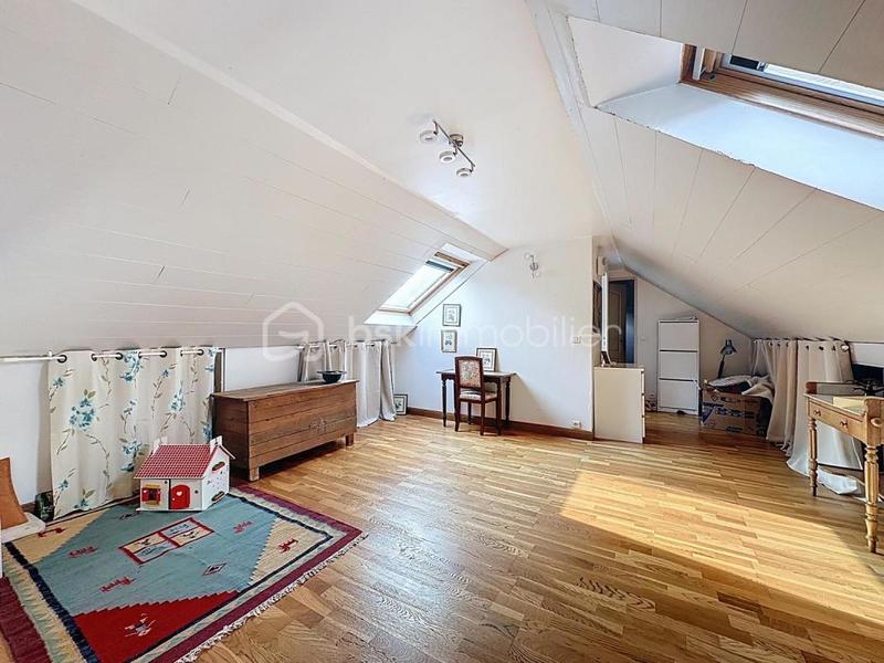 Maison - 130 m² - 6 pièces