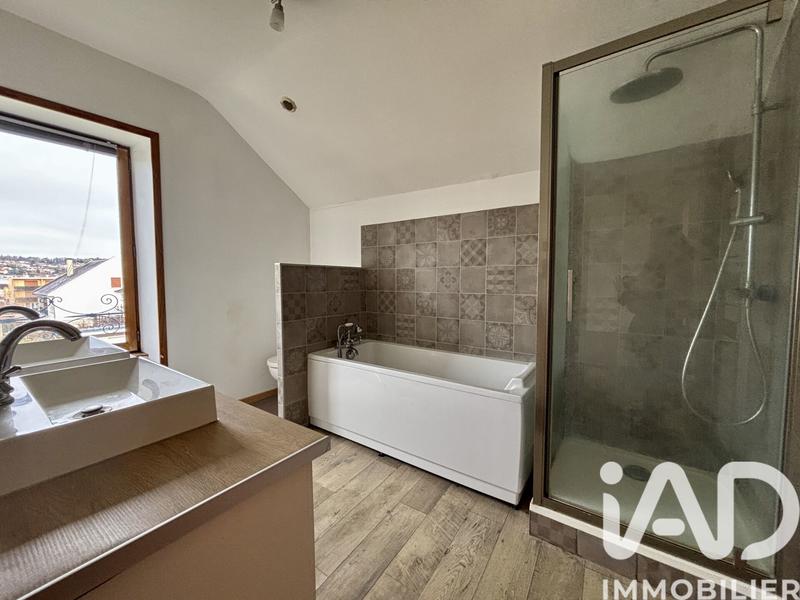 Maison - 100 m² - 5 pièces