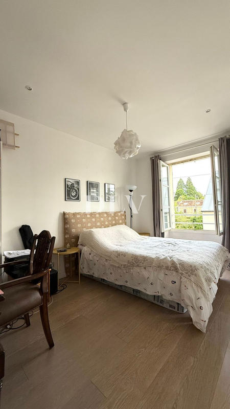 Appartement - 105 m² - 5 pièces