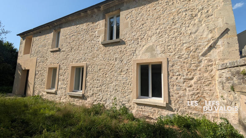 Maison ancienne - 141 m² - 5 pièces