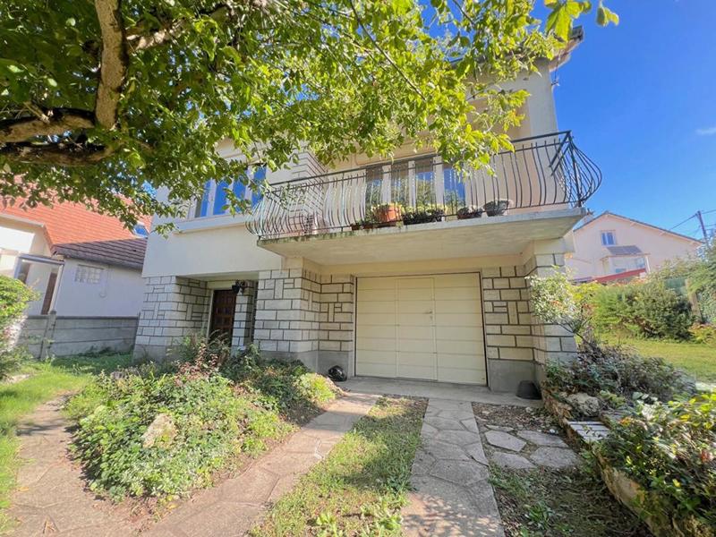 Maison - 105 m² - 5 pièces