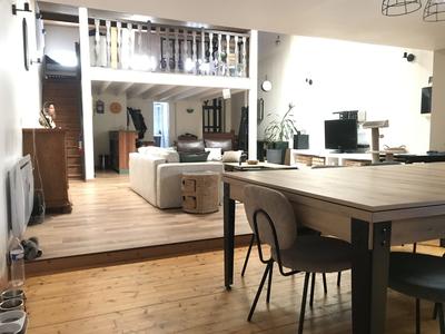 Loft - 160 m² - 6 pièces