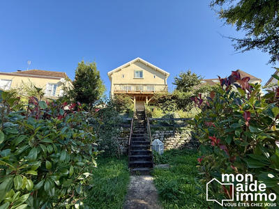 Maison - 130 m² - 6 pièces