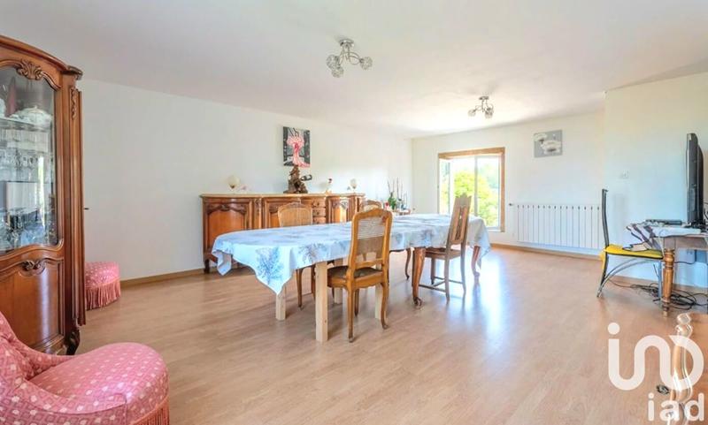 Maison - 163 m² - 6 pièces