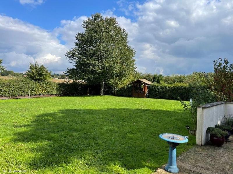 Maison en pierre - 305 m² - 10 pièces