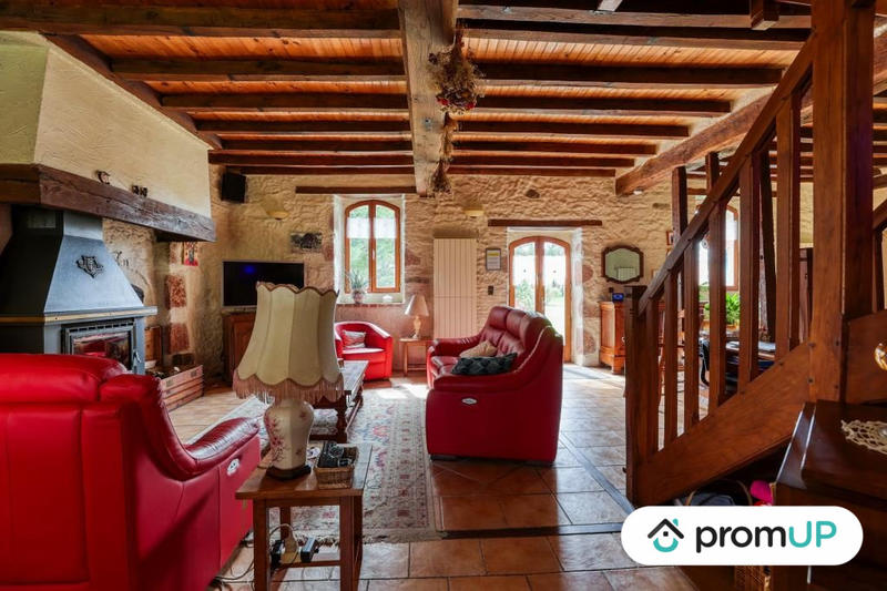 Maison - 180 m² - 6 pièces