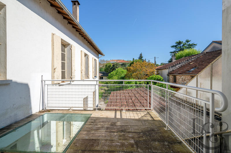 Maison - 175 m² - 7 pièces