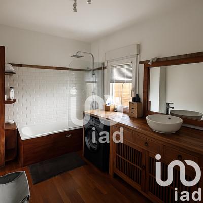 Appartement - 70 m² - 4 pièces