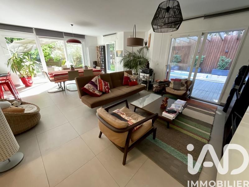 Maison - 173 m² - 8 pièces