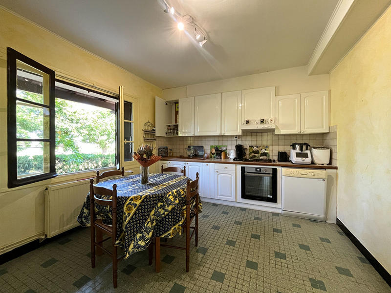 Maison - 165 m² - 6 pièces