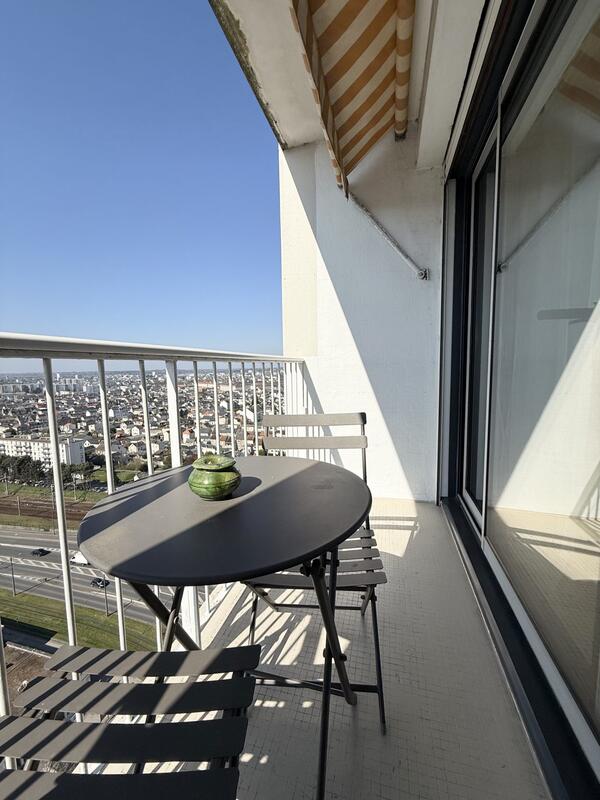 Appartement - 84 m² - 4 pièces