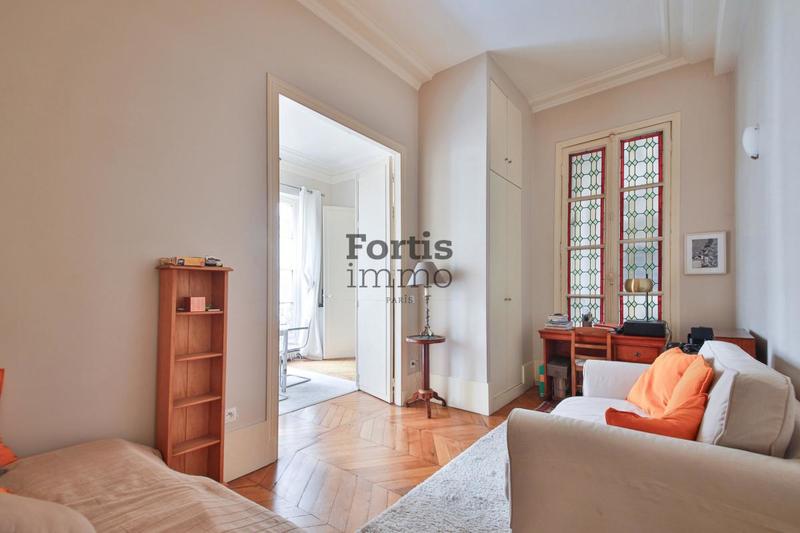 Appartement - 87 m² - 4 pièces