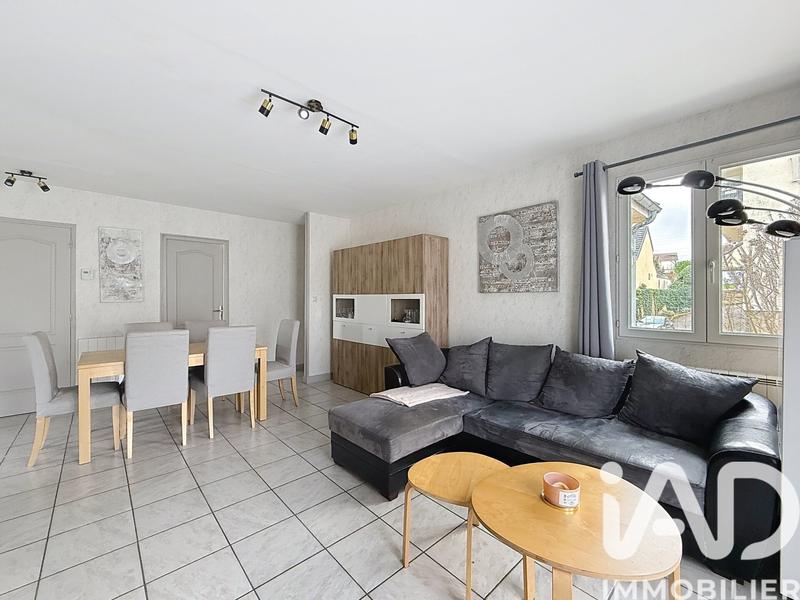 Maison - 73 m² - 5 pièces