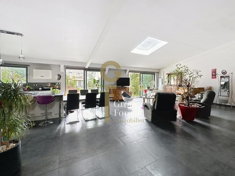 Maison - 190 m² - 5 pièces