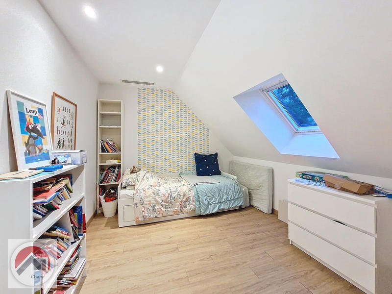 Maison - 150 m² - 7 pièces