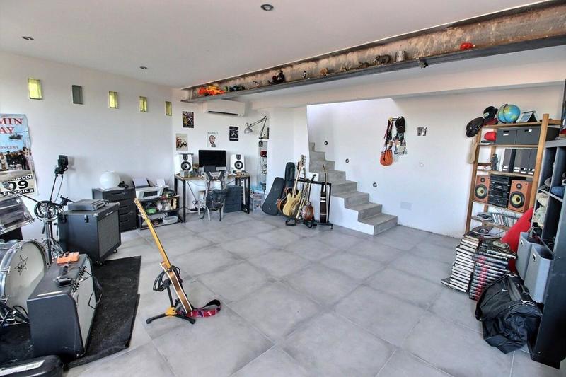 Maison - 139 m² - 4 pièces