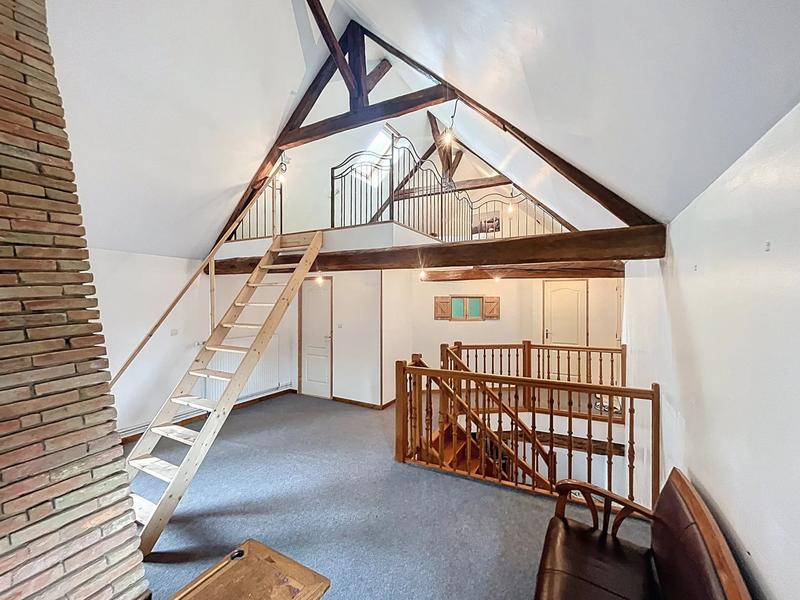 Maison - 168 m² - 6 pièces