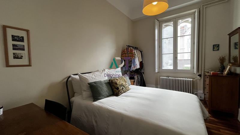 Appartement - 146 m² - 5 pièces