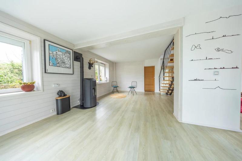 Maison - 203 m² - 8 pièces