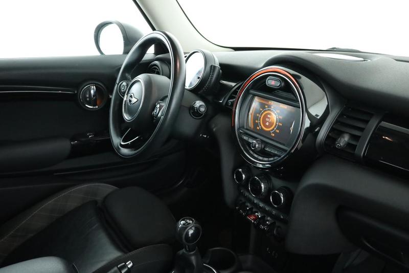 Mini Mini One 3p 102 ch