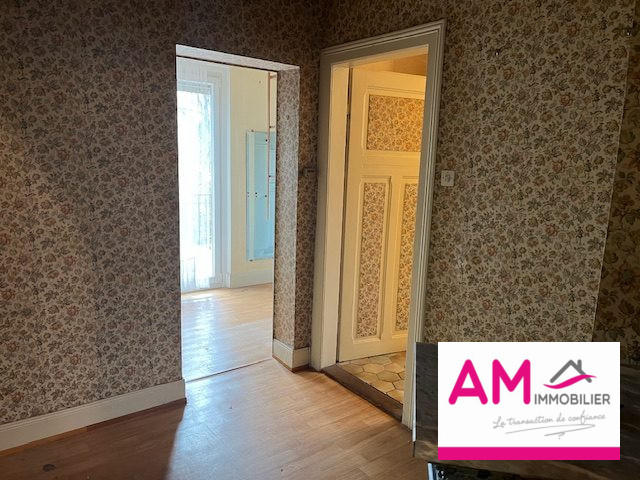 Maison - 128 m² - 7 pièces