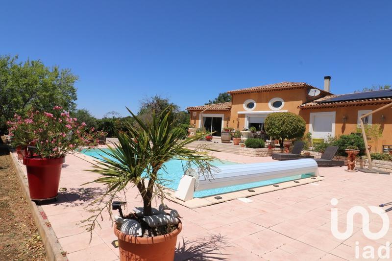 Maison - 196 m² - 7 pièces