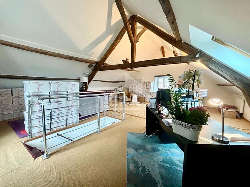 Maison - 186 m² - 6 pièces