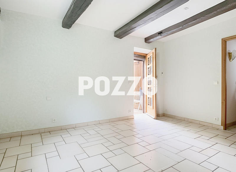 Maison - 180 m² - 7 pièces