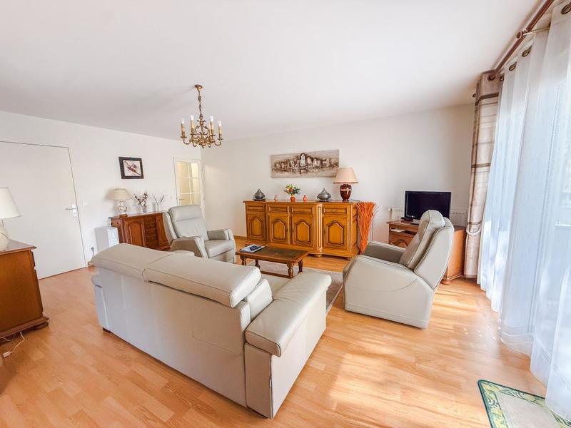 Appartement - 81 m² - 3 pièces