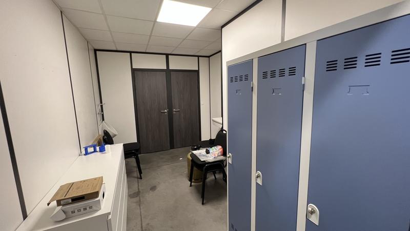 Local d'activités - 726 m²