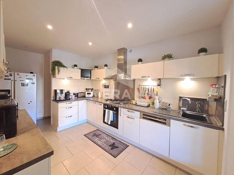 Maison - 162 m² - 5 pièces