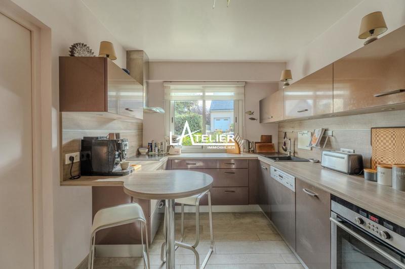 Maison - 230 m² - 11 pièces