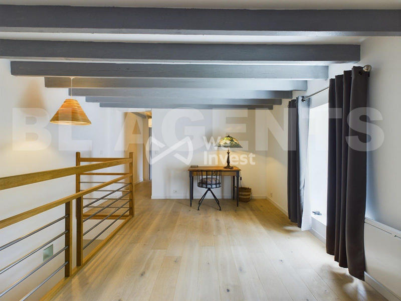 Maison - 294 m² - 9 pièces