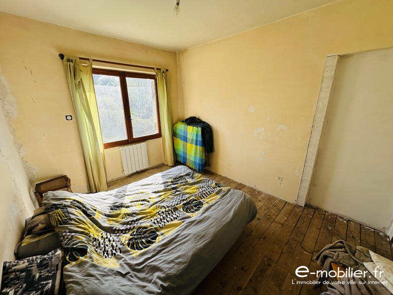 Maison - 94 m² - 5 pièces