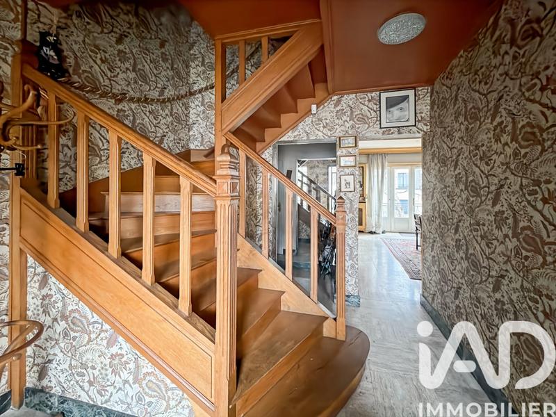 Maison - 146 m² - 8 pièces