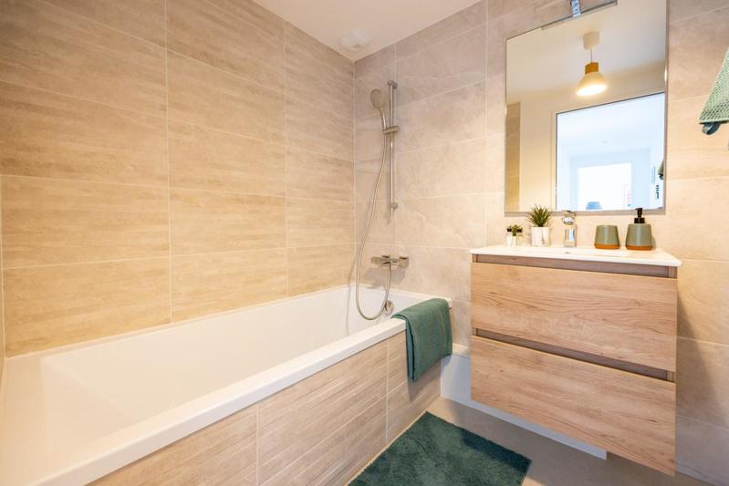 Appartement - 103 m² - 4 pièces