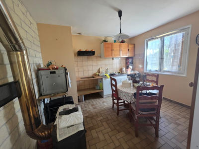 Maison - 97 m² - 5 pièces