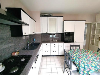 Appartement - 82 m² - 3 pièces